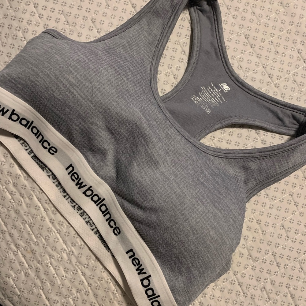 Sports bra